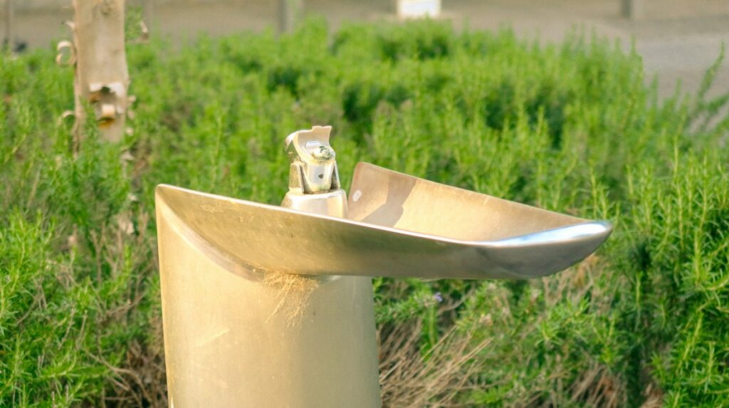 Touchless Commercial Faucet with Sustainability Indicators